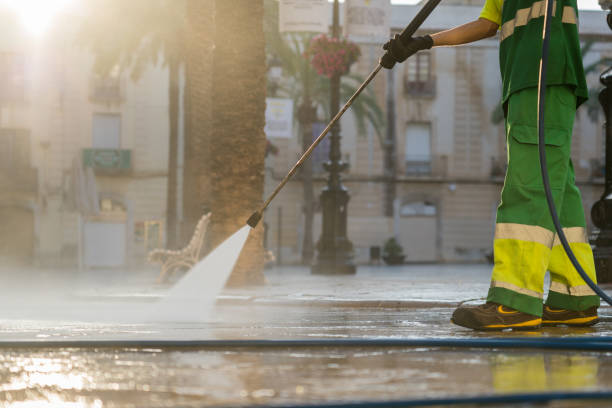 Best Pool Deck Cleaning  in Meyers, CA